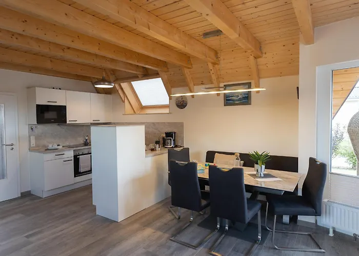 Mellumplate 18 بيت للعطل